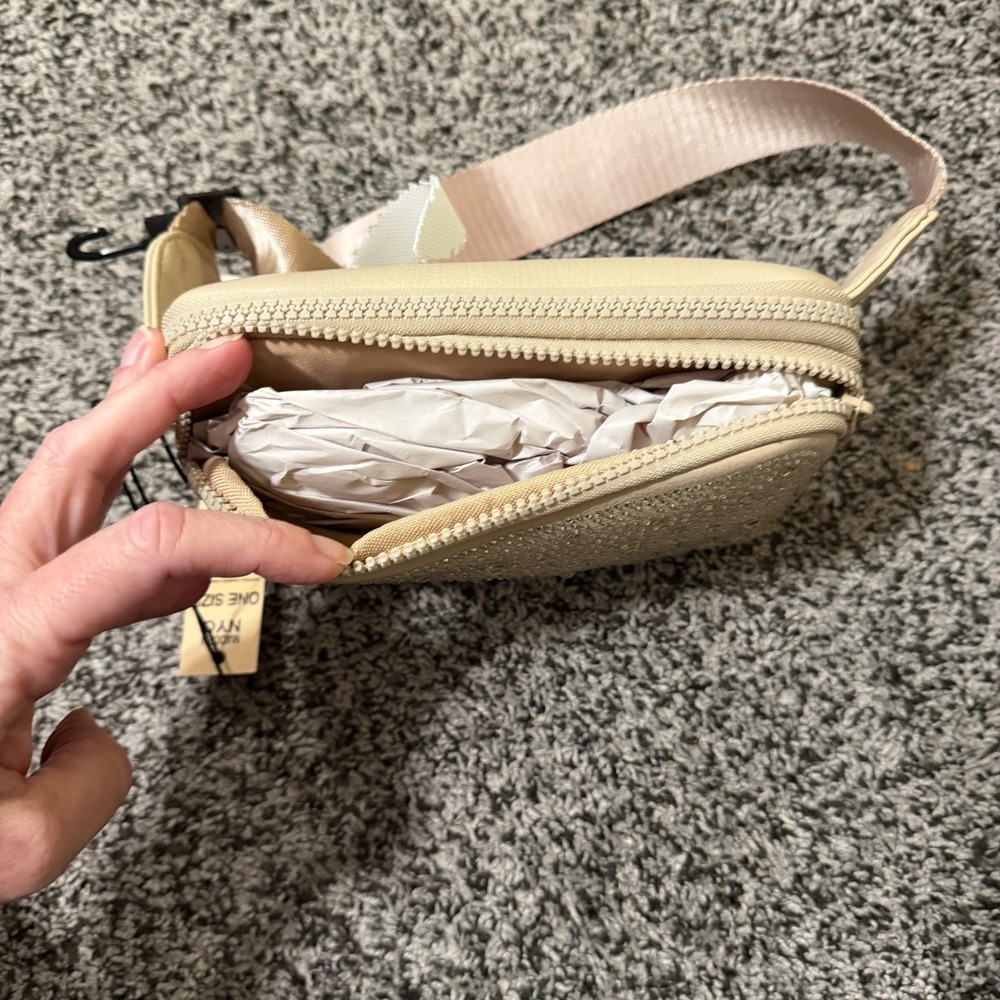 Rhinestone Crystal Belt Bag Sparkly Festival Fanny Pack Madden NYC Beige NWT - Picture 4 of 8